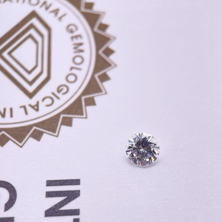 0,61 ct Top Wesselton VS1 IGI certifikat - Image 2